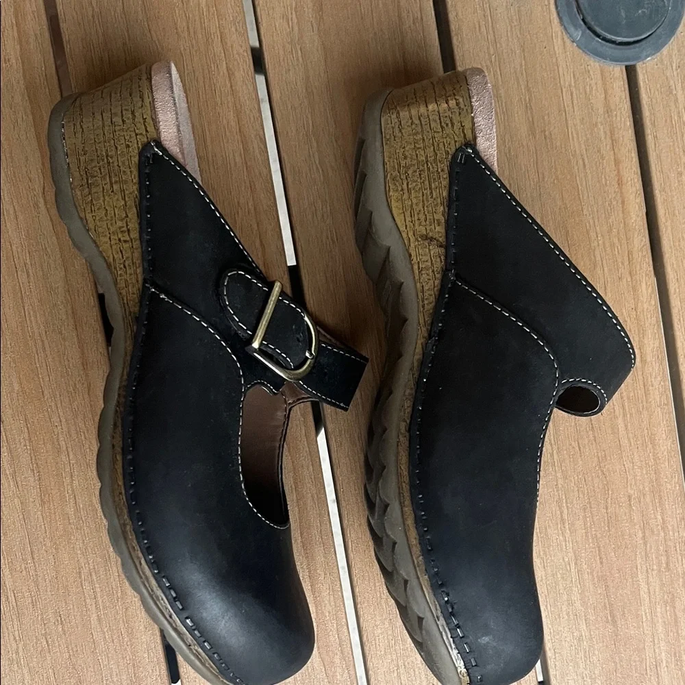 Dansko martina Black Leather Mules with Buckle 38 - Picture 2 of 7